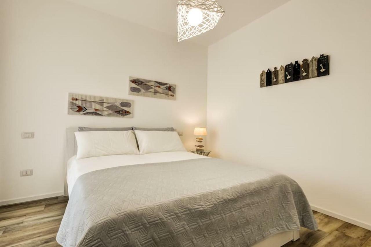 Penthouse 104 Sea View -Magnolia Holidays Alghero Bagian luar foto