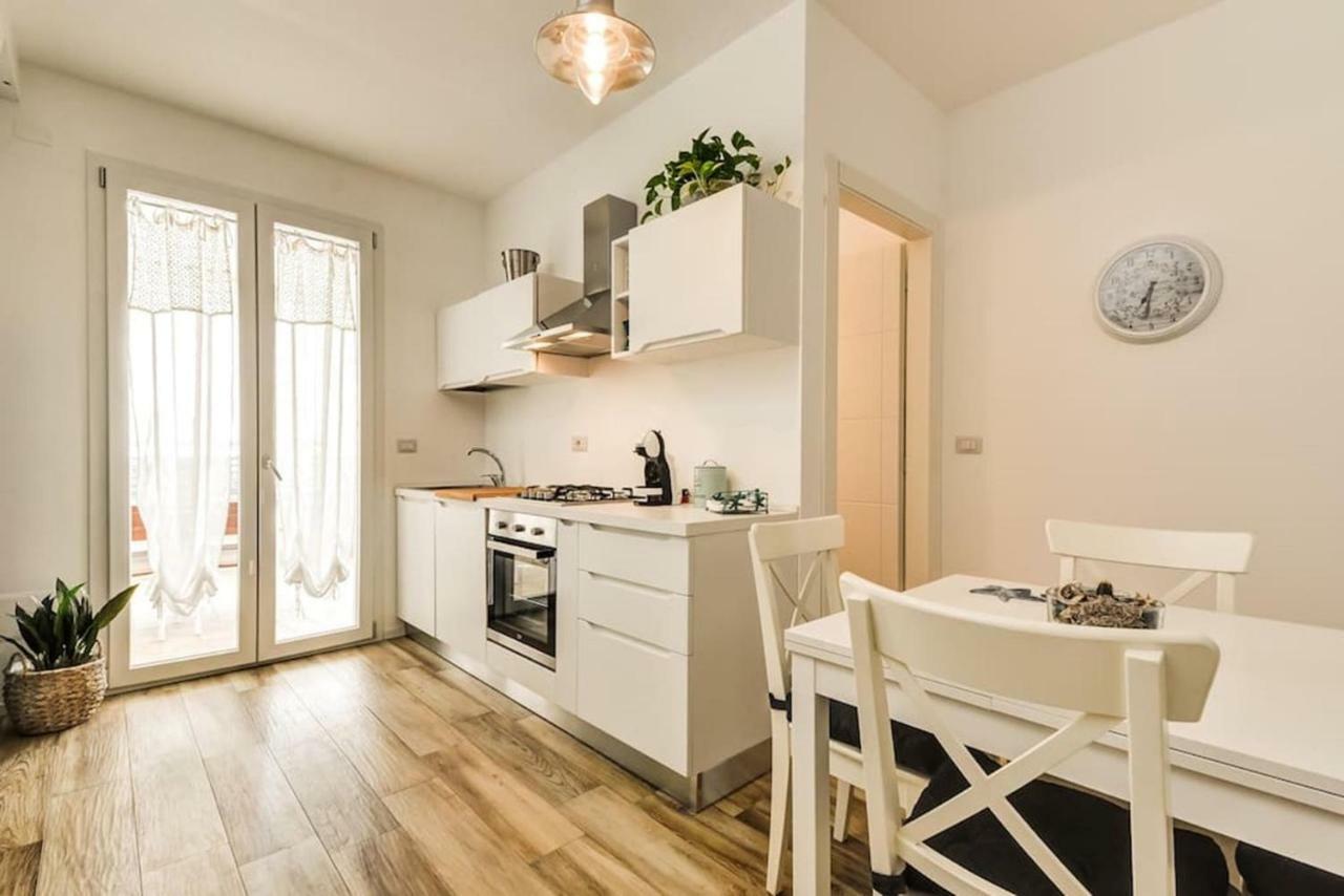 Penthouse 104 Sea View -Magnolia Holidays Alghero Bagian luar foto